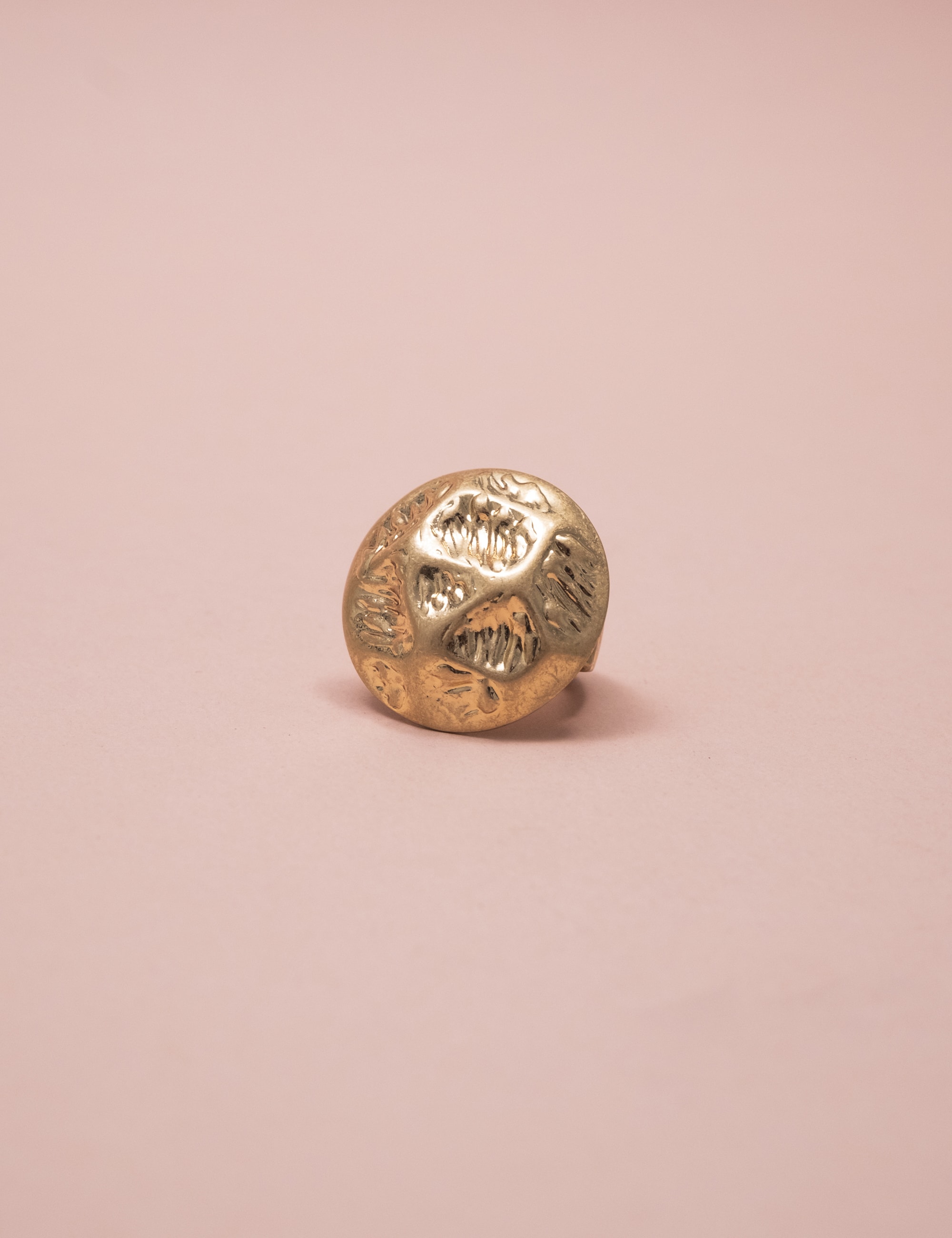 ANEL ESFERA TEXTURIZADO OURO - AN29046VO01