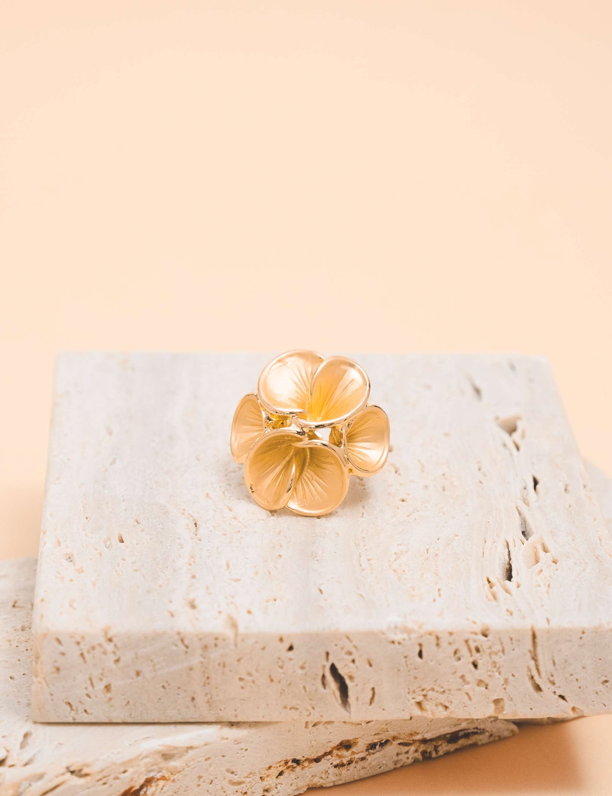 ANEL FLOR OURO FOSCO
