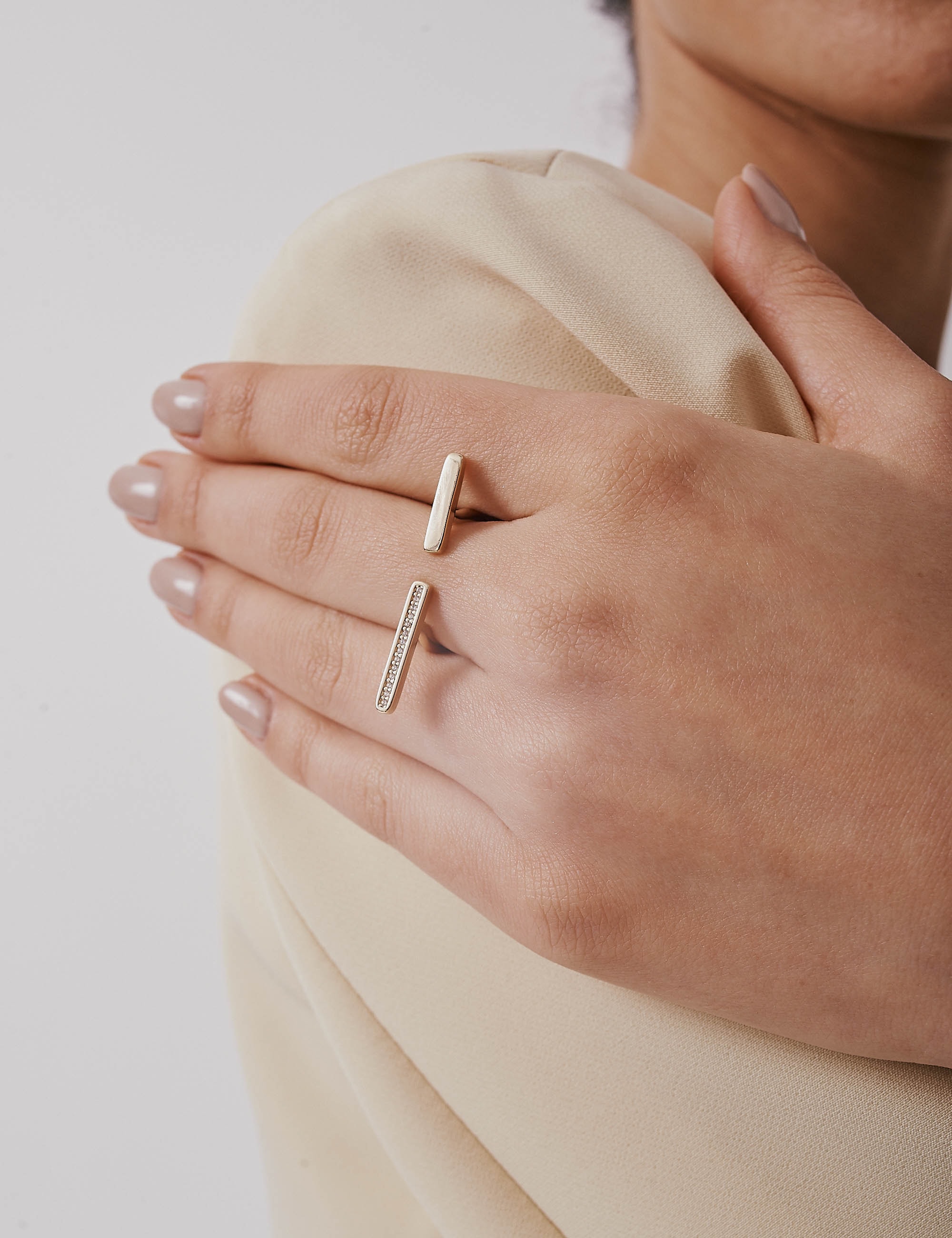 ANEL METAL OURO - AN29102VO01