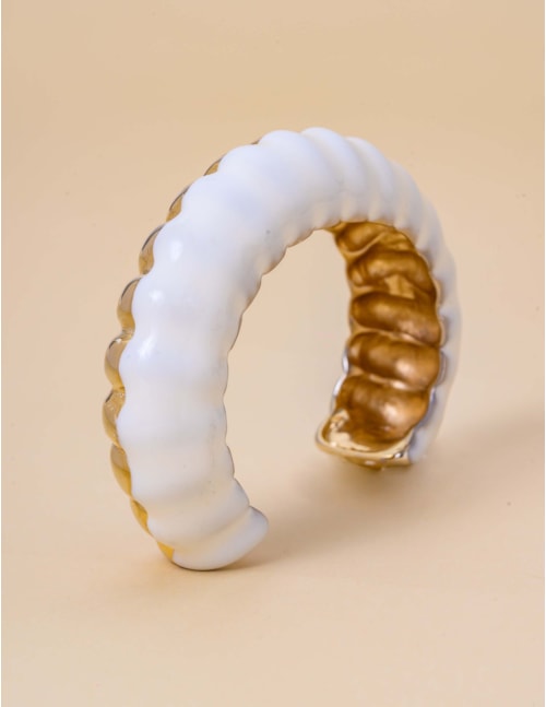 BRACELETE RESINA BRANCO E OURO  - PU29068VO015