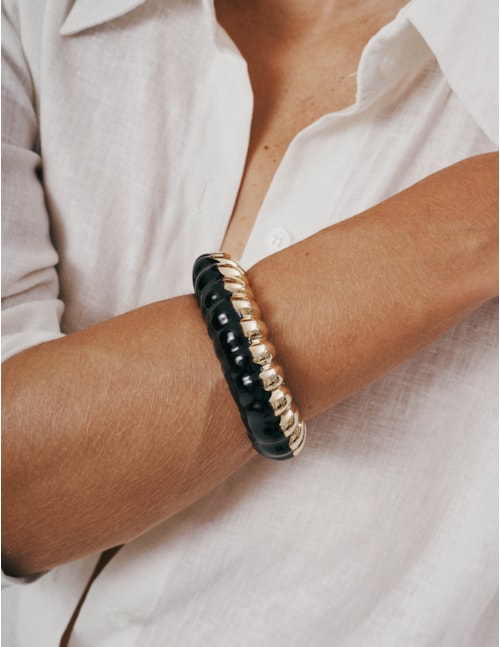 BRACELETE RESINA PRETO E OURO - PU29068VO04