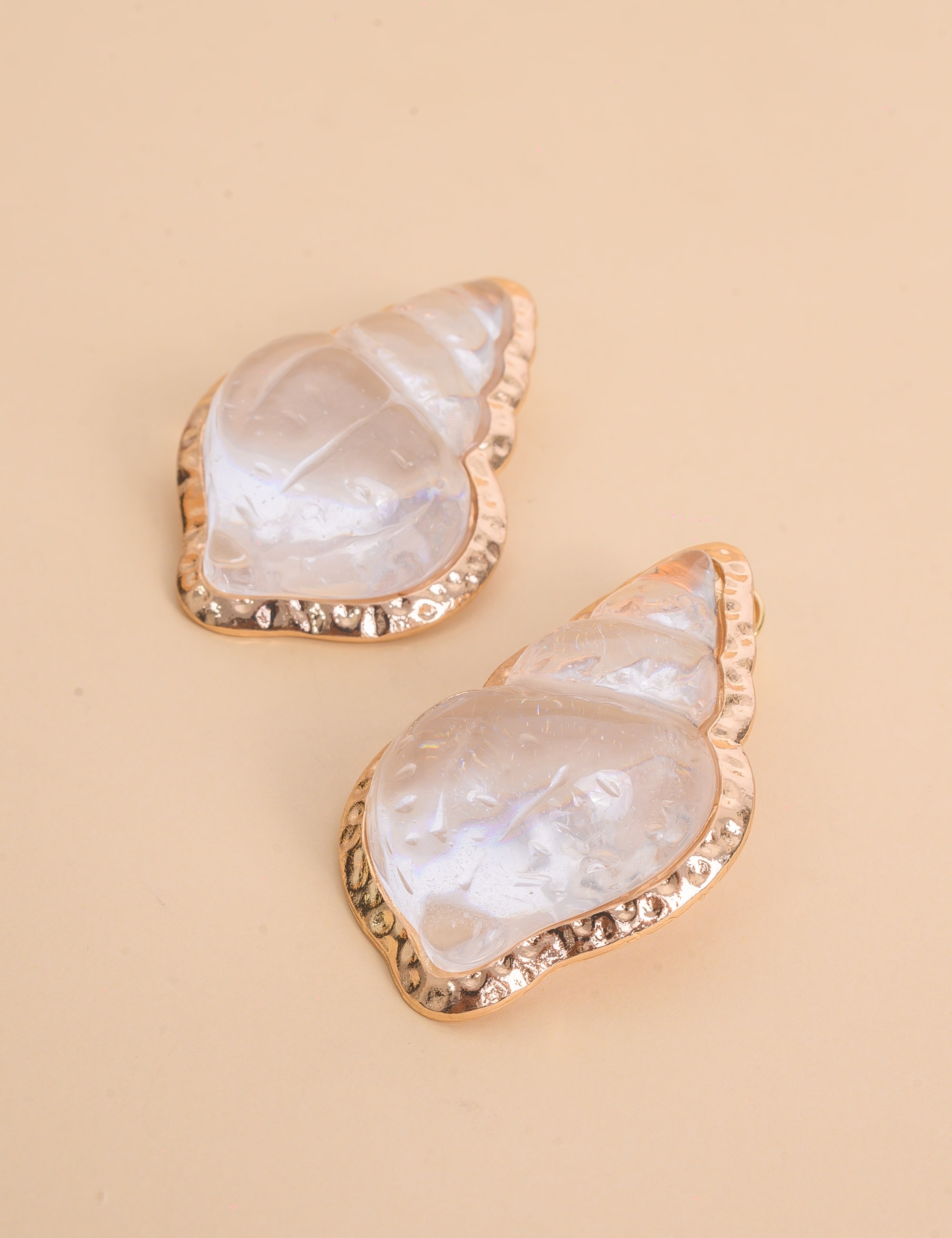 BRINCO DE CONHCA OURO RESINA TRANSPARENTE - BR29286VO19