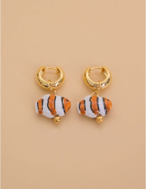 BRINCO DE PEIXE RESINADO ARGOLA MARROM - BR29290VO24