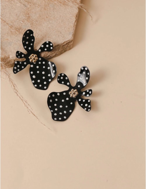 BRINCO FLOR PRETO  - BR2268VO01