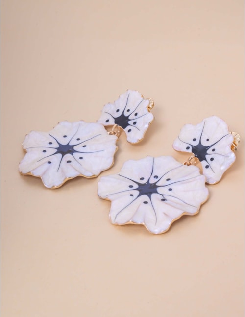 BRINCO OURO FLOR RESINA BRANCO - BR29236VO15
