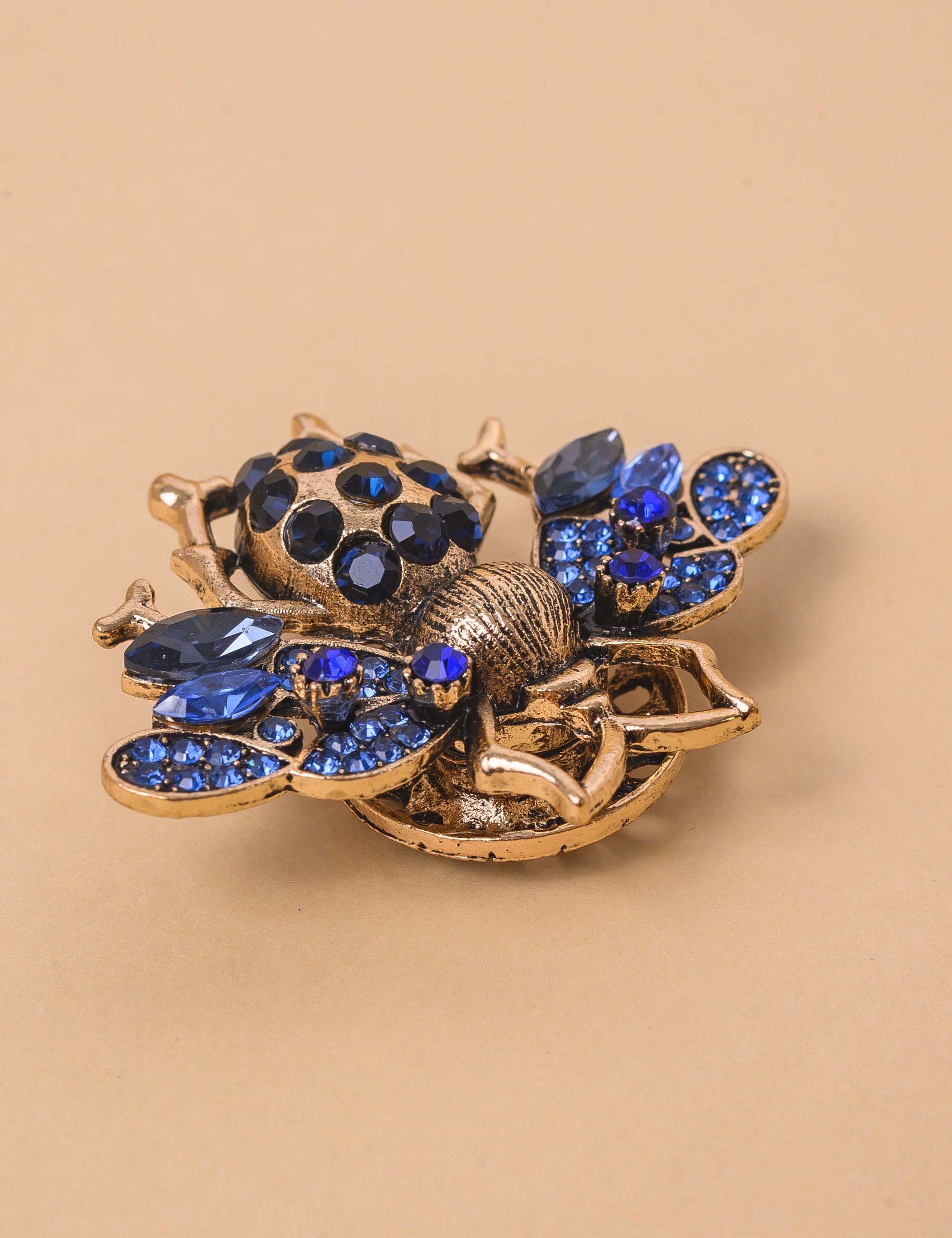 BROCHE BESOURO CRISTAIS AZUIS - BRO001VO03