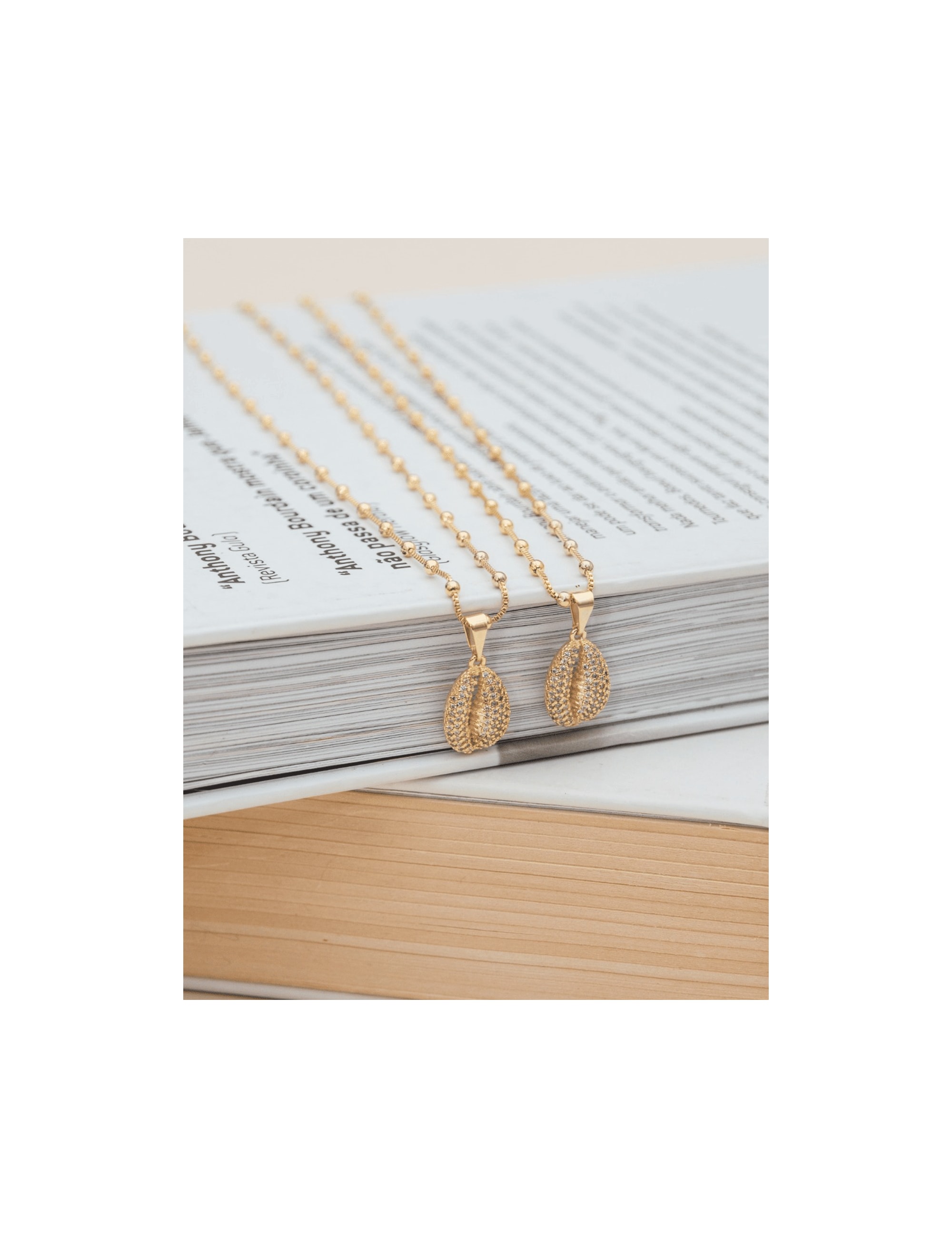 COLAR BÚZIOS CRAVEJADO - CO0140VO01
