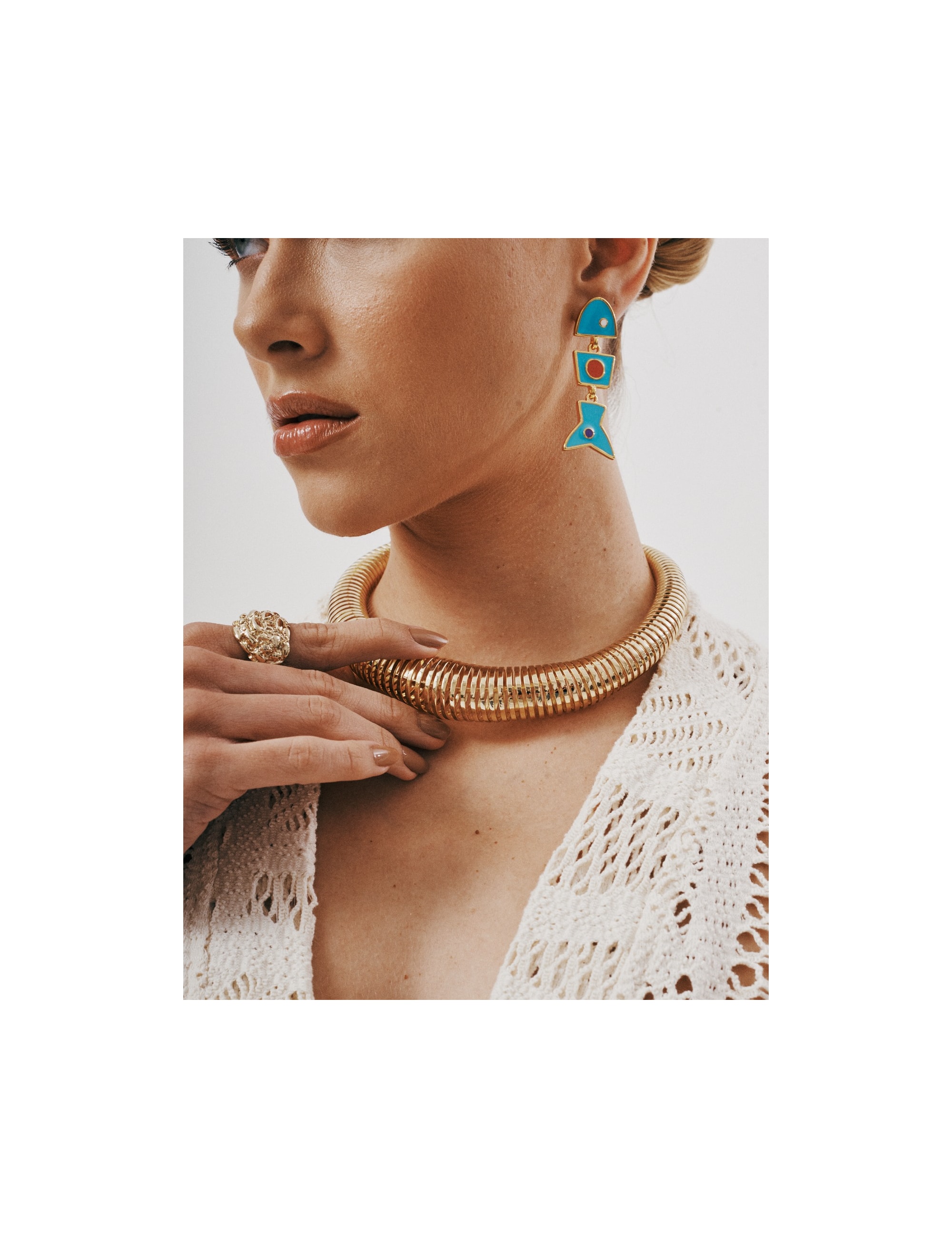 COLAR CHOKER OURO ESPIRAL - CO29302VO01