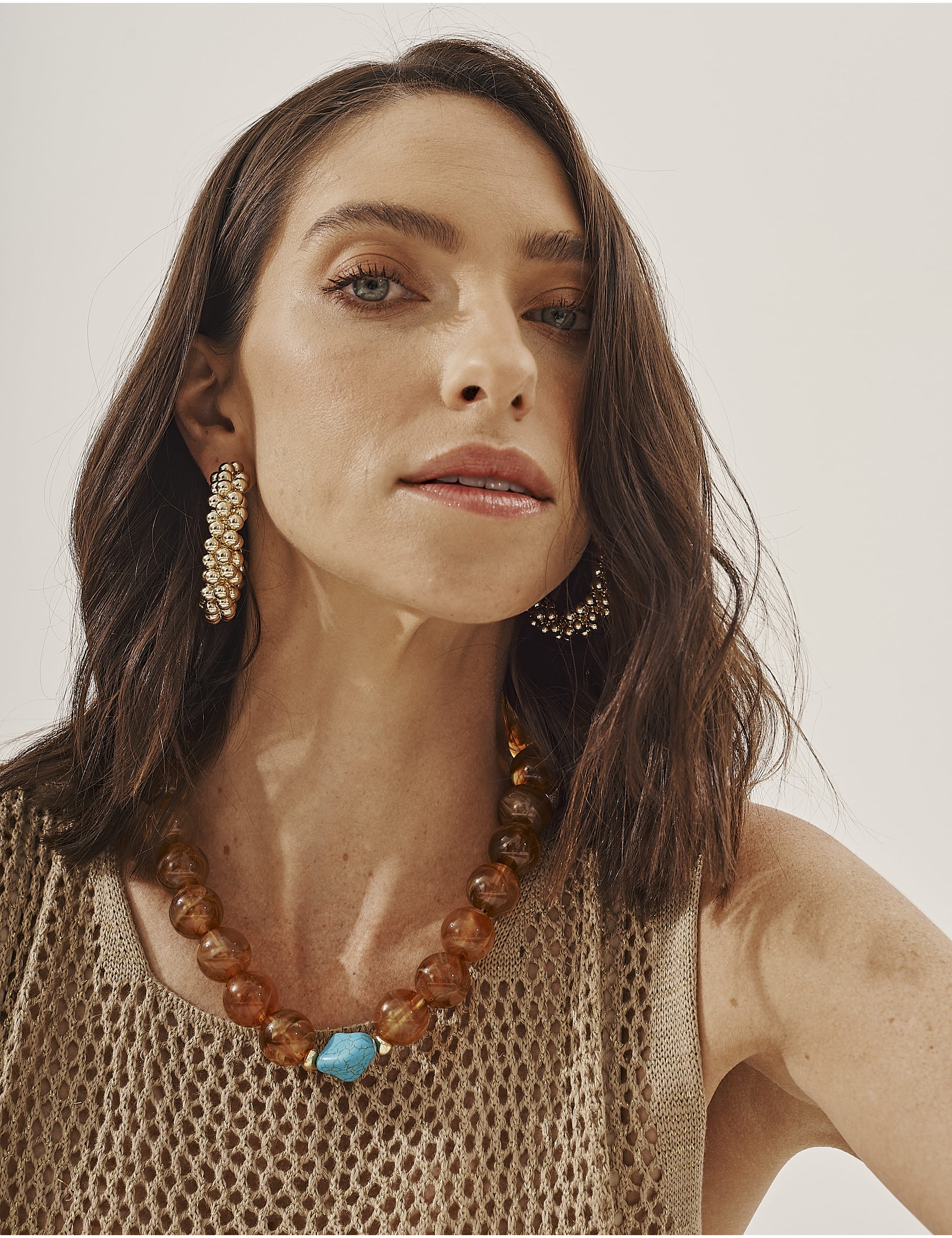 COLAR DE ESFERA TARTARUGA COM PEDRA NATURAL TURQUESA HOWLITA - CO29389VO16