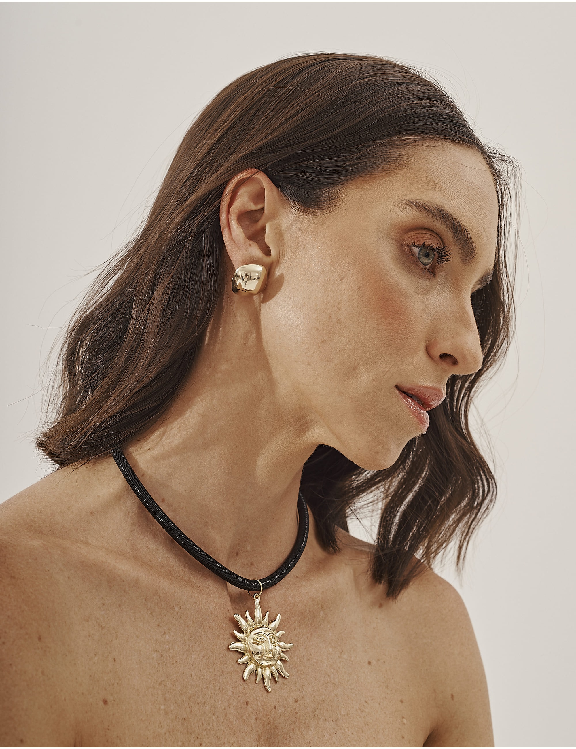 COLAR DE LUREX G PINGENTE DE SOL OURO - CO29391VO04