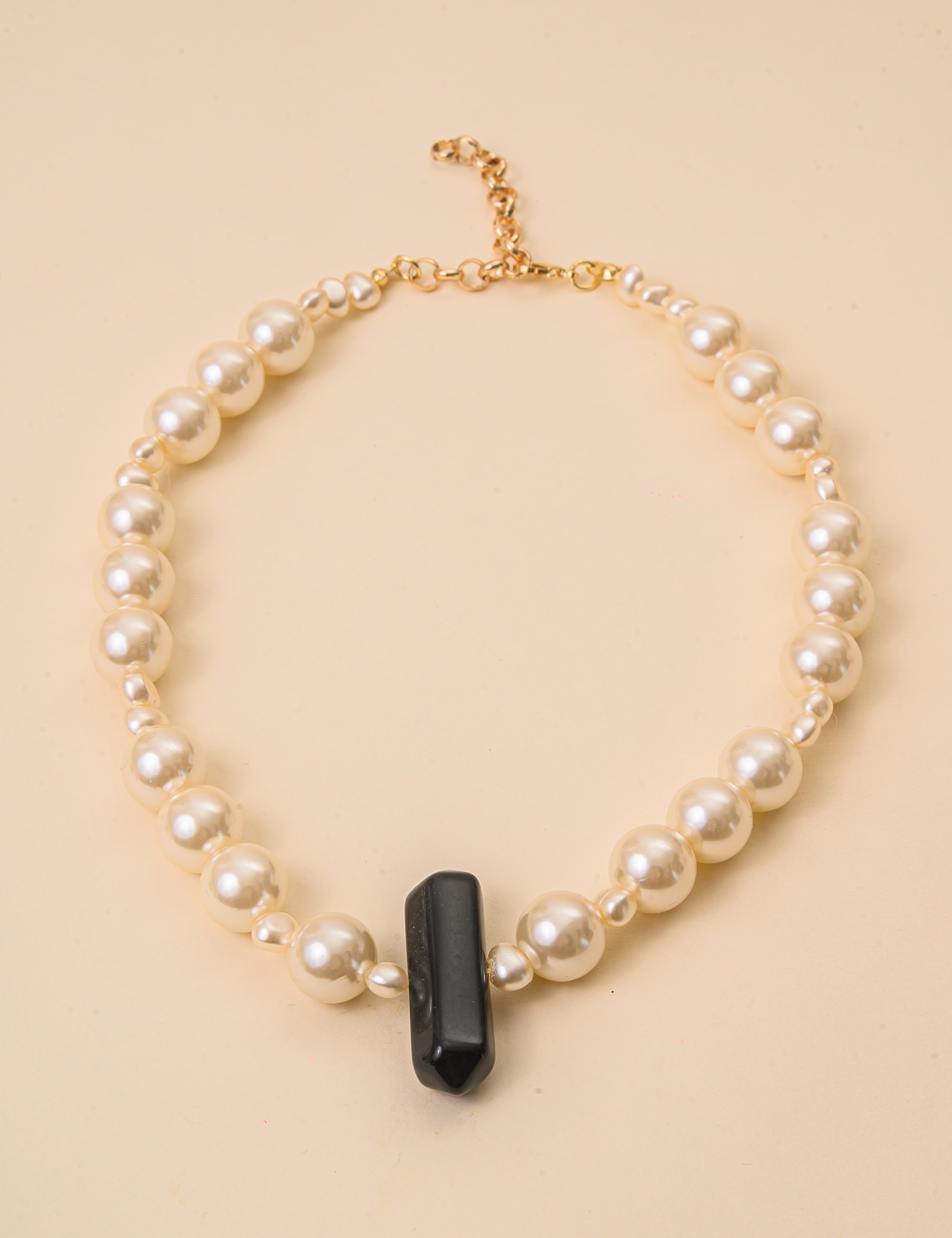 COLAR DE PEROLA QUARTZO ONIX  - CO29266VO02