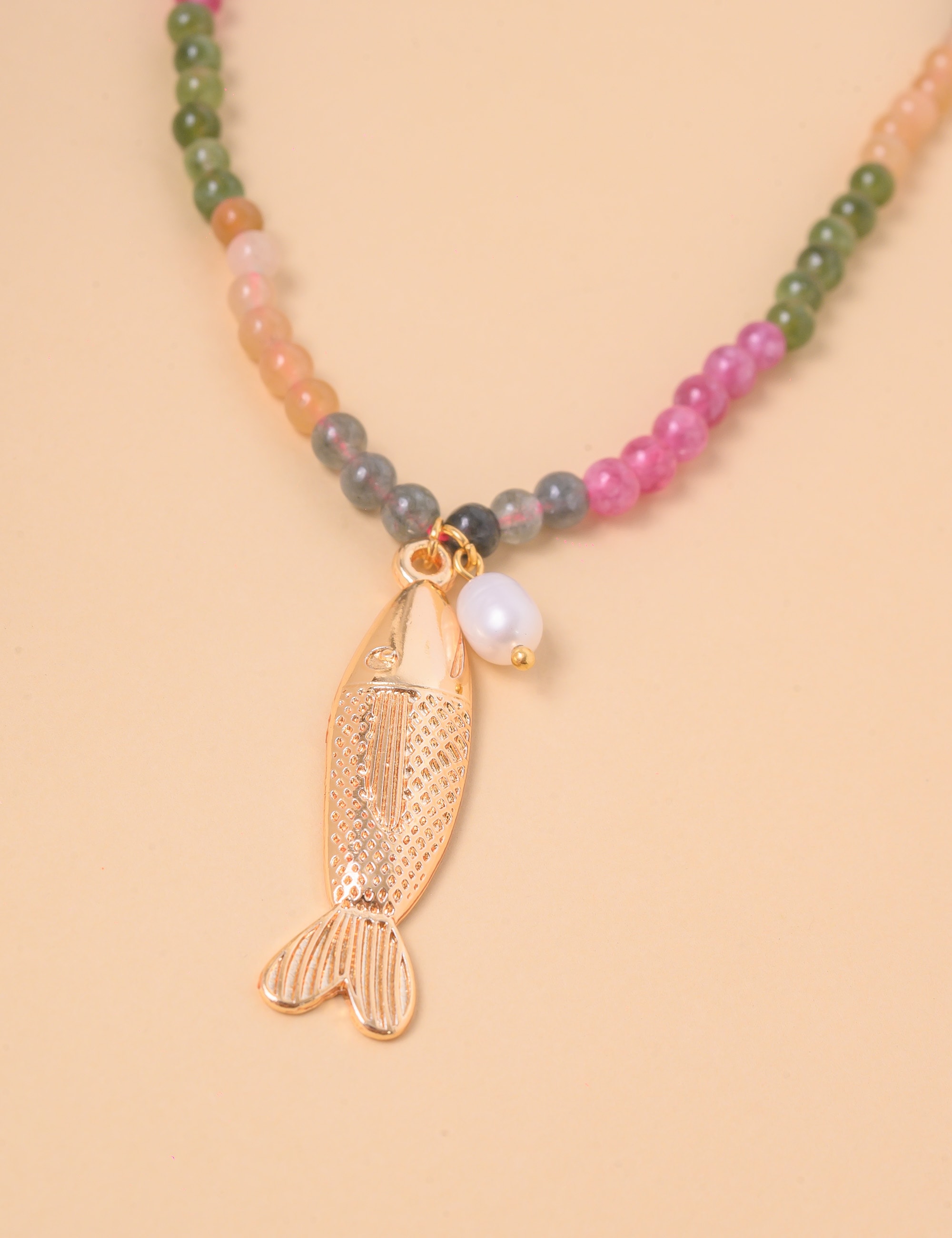 COLAR JADE COLORIDO PEIXE ABAULADO - CO29282VO23