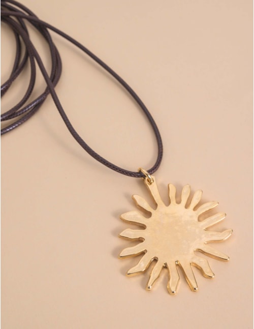 COLAR MARROM PINGENTE SOL OURO - CO29358VO24